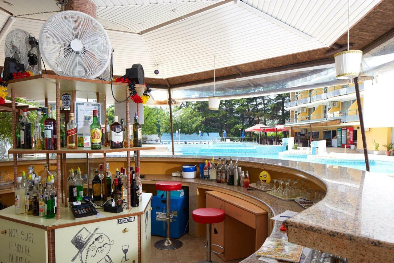 Hotel Yantra Słoneczny Brzeg Zewnętrze zdjęcie